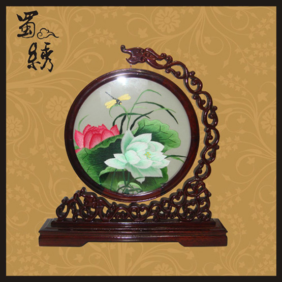 龍頭荷花蜀繡