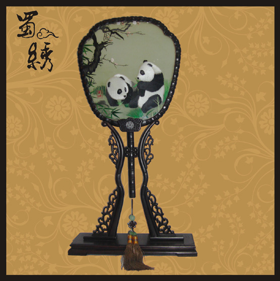 紫檀宮扇梅花熊貓蜀繡